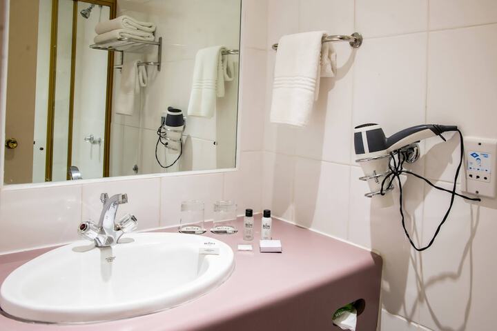 Clean Restrooms