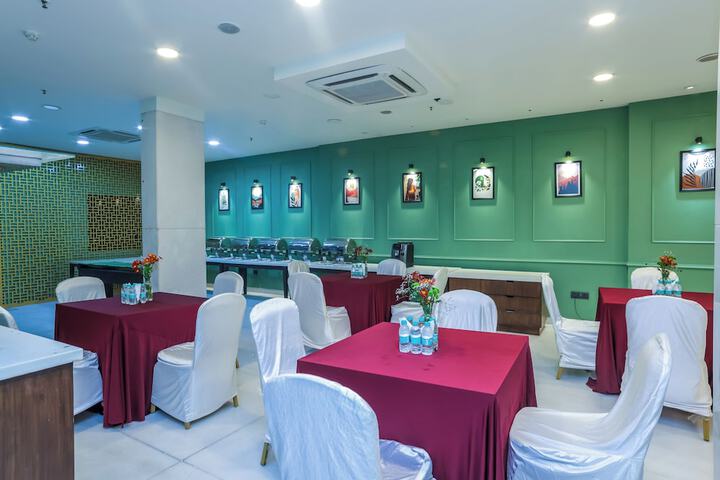 Ballroom/Hall 110 of 137