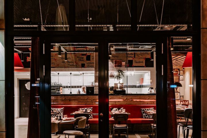 Dining Photos