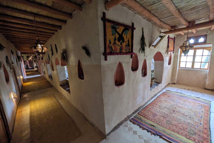 Room 5 of 8
