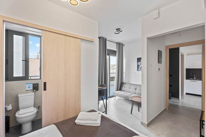 Room 9 of 43