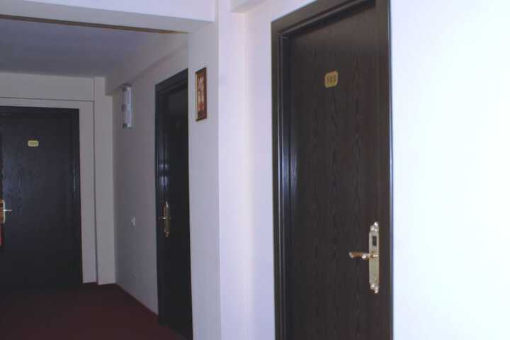 Ballroom/Hall 46 of 51