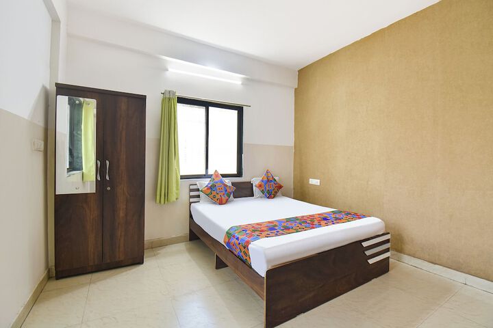Room 14 of 24