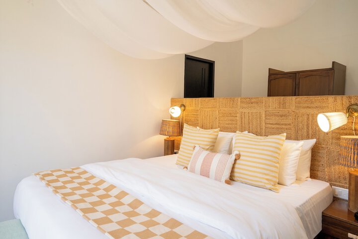 Room 22 of 50