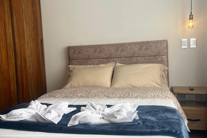 Room 25 of 53