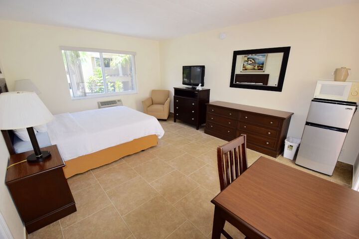 Room 10 of 60