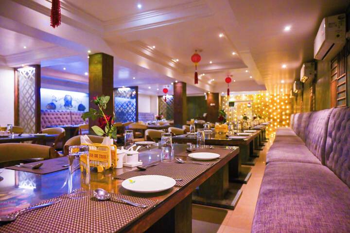 Dining 94 of 130