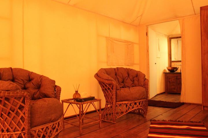 Room 7 of 32
