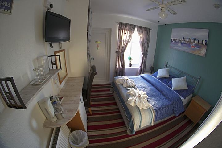 Room 11 of 70