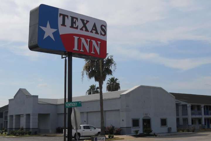 Texas Inn in Rosenberg, TX