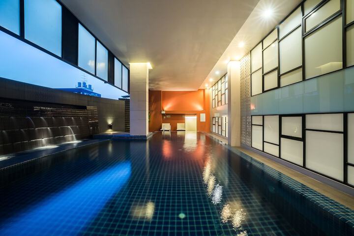 Pool 65 of 80