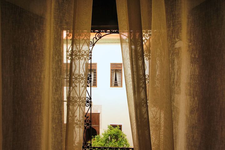 Room 27 of 89