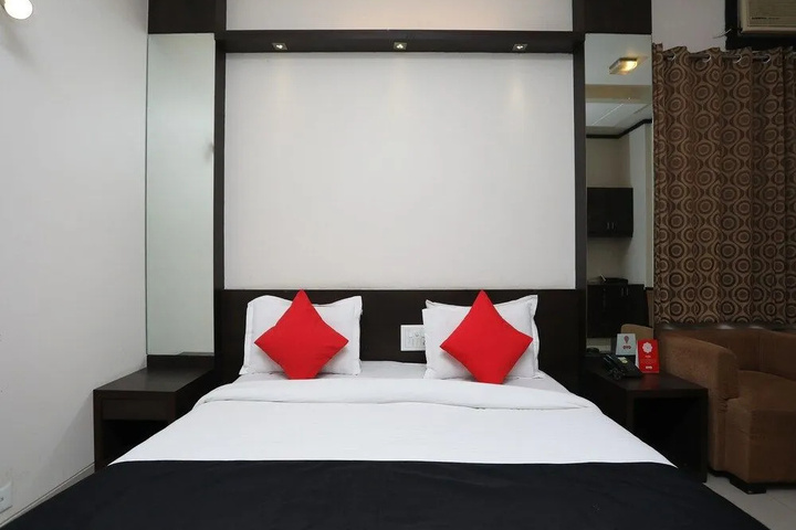 Room 4 of 19