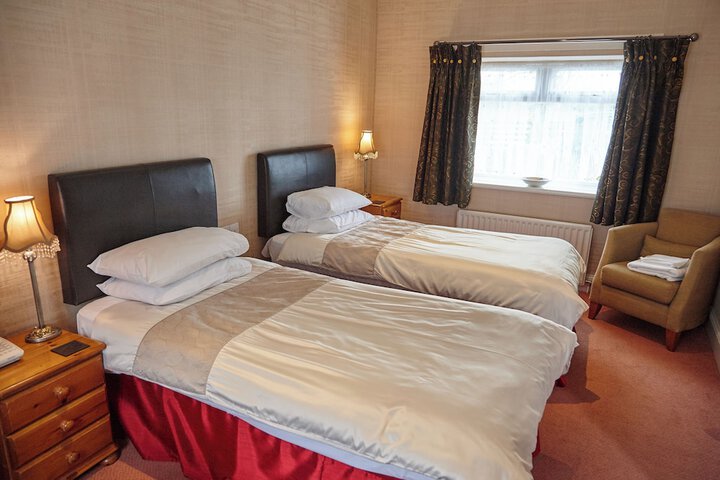 Room 32 of 67