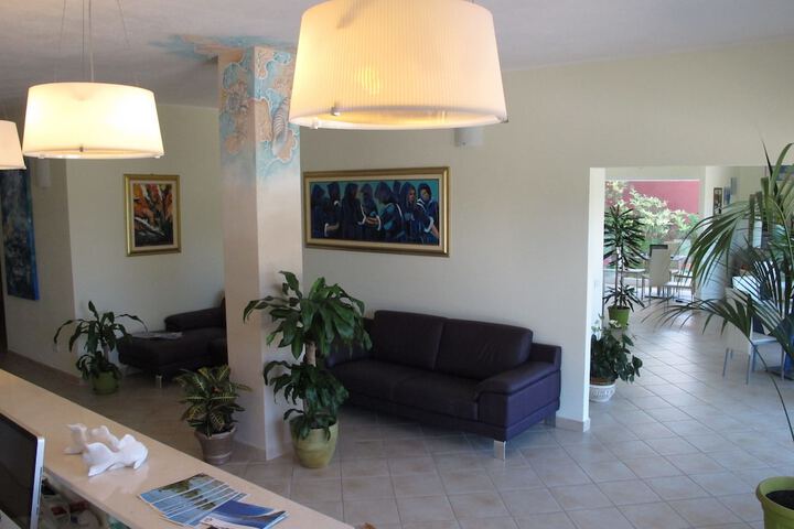 Hotel Lobby