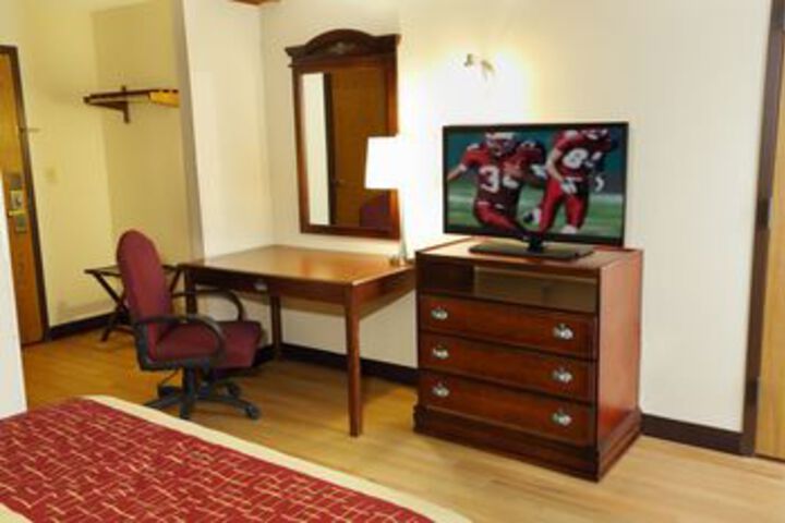 Room 35 of 46