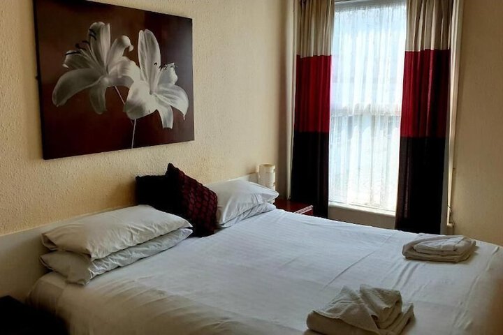 Room 25 of 61