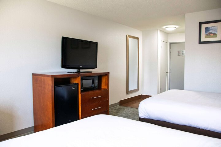 Room 26 of 44