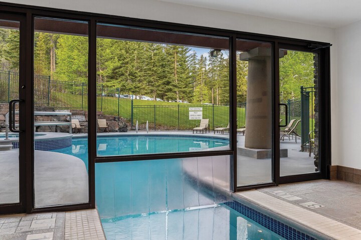 Hotel with Pool