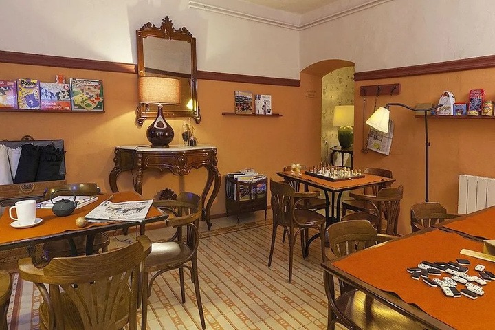 restaurant