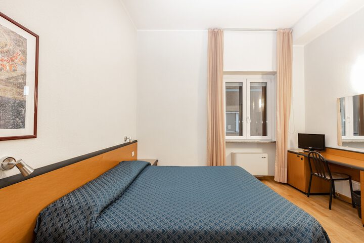Room 14 of 31