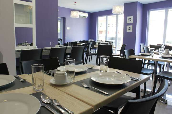 Dining 77 of 91