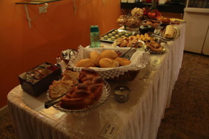 Breakfast/Coffee Service 6 of 17