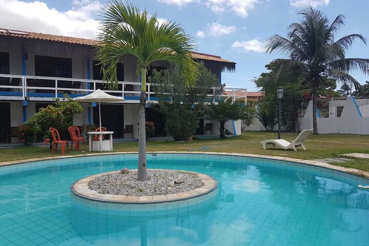 Pool 18 of 36