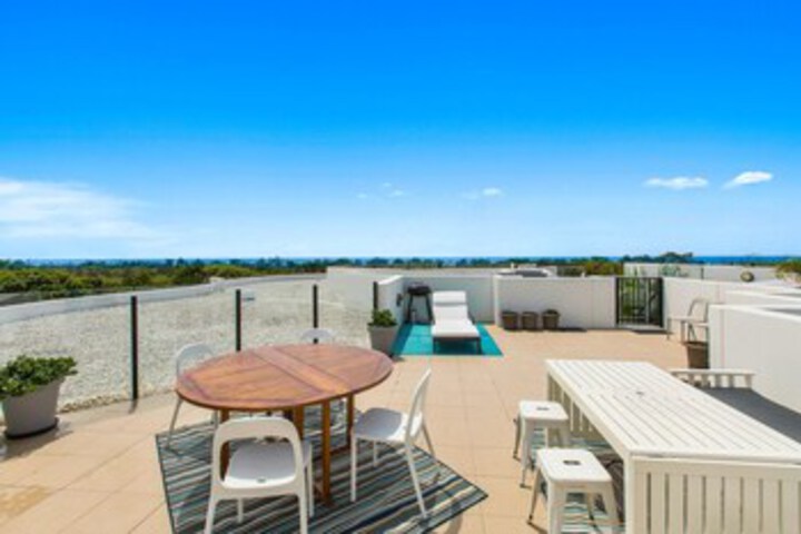 Terrace/Patio 15 of 16