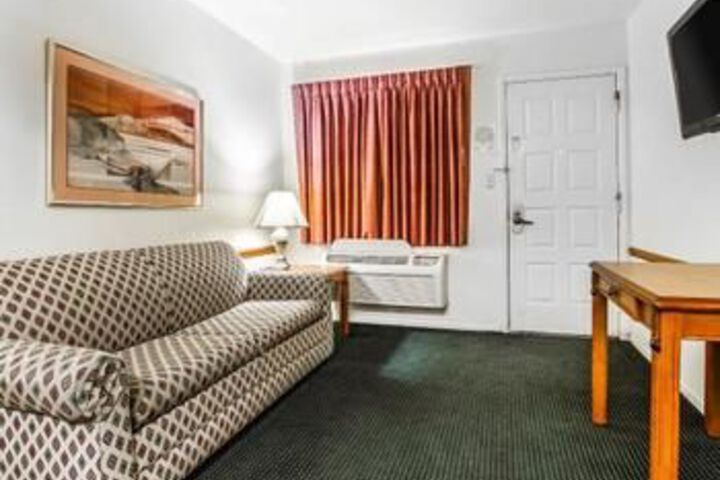 Room 15 of 20