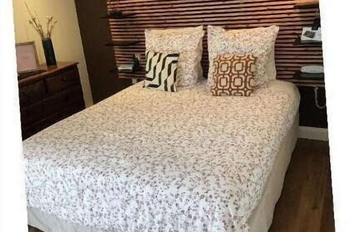 Room 3 of 50