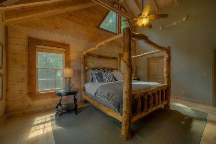 Room 2 of 14