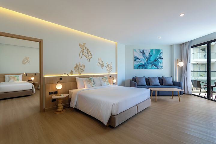 Room 6 of 95