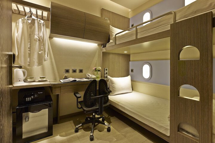 Room 7 of 45