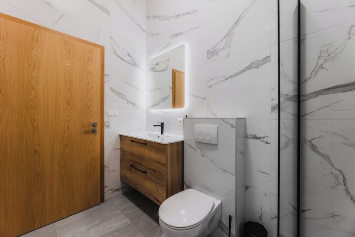 Room 45 of 103