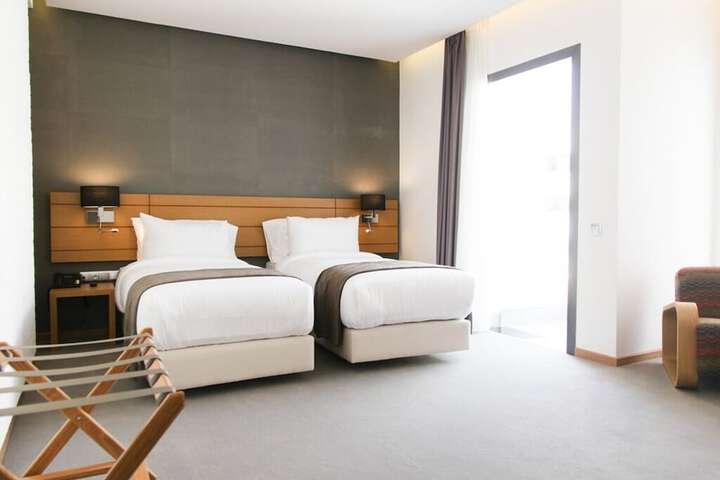 Room 3 of 57