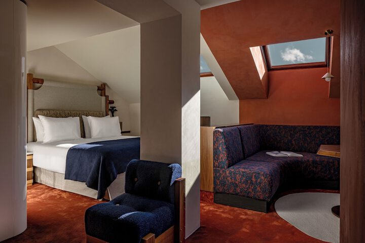 Room 17 of 71