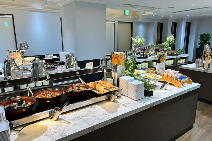 Dining 60 of 100