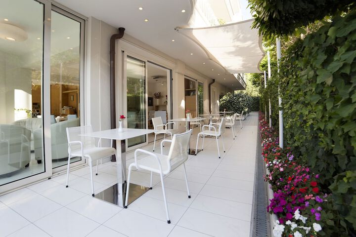 Terrace/Patio 59 of 70