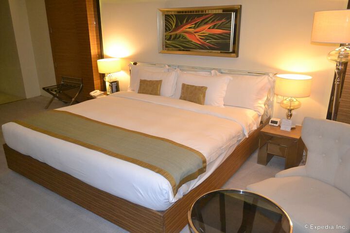 Room 9 of 40