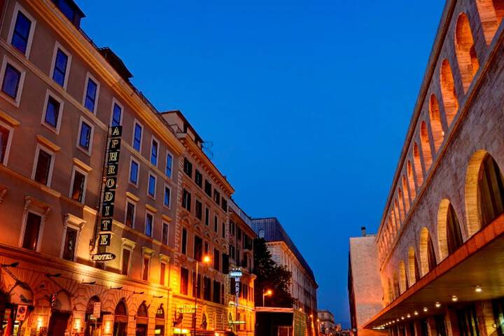 Hotel 88 of 89