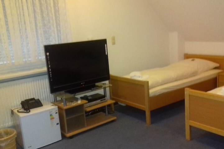 Room 5 of 36