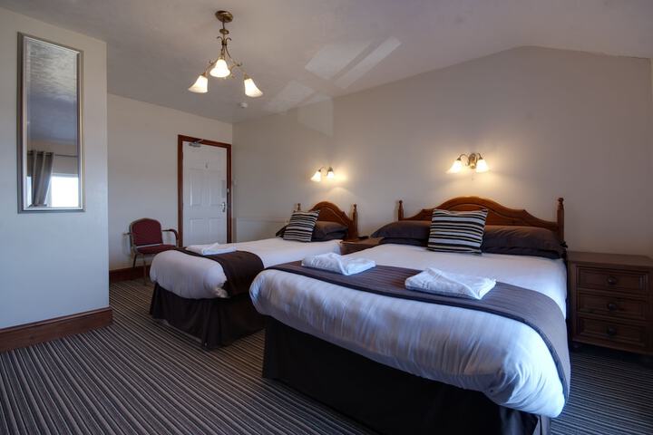 Room 10 of 56