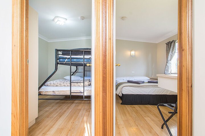 Room 9 of 36