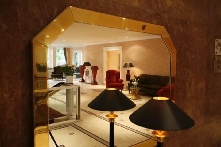 Lobby Entry