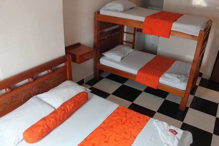 Room 11 of 35