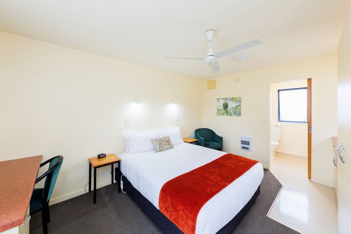 Room 21 of 54