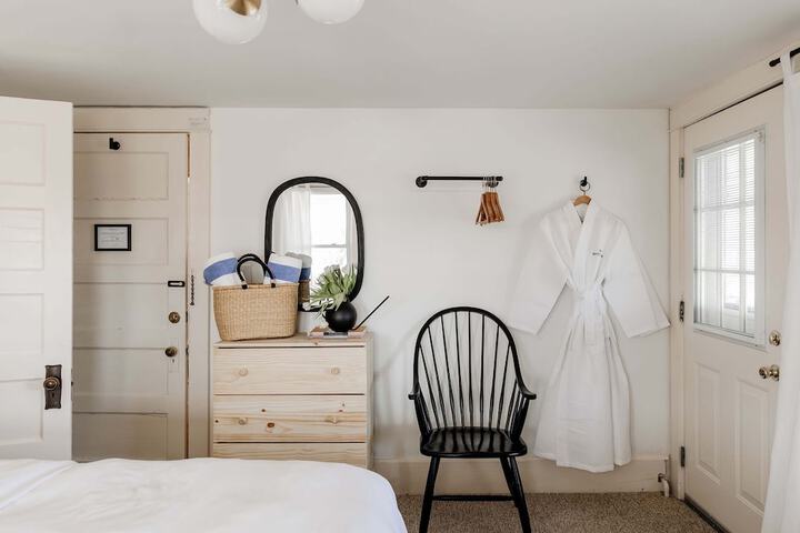 Room 18 of 36