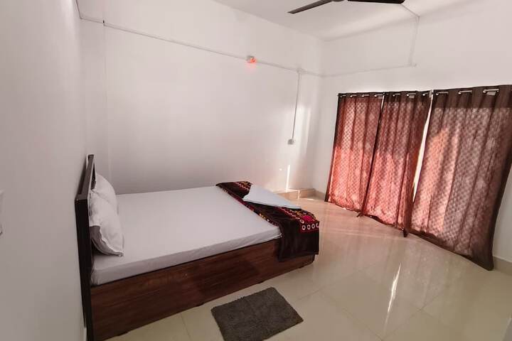 Room 7 of 17