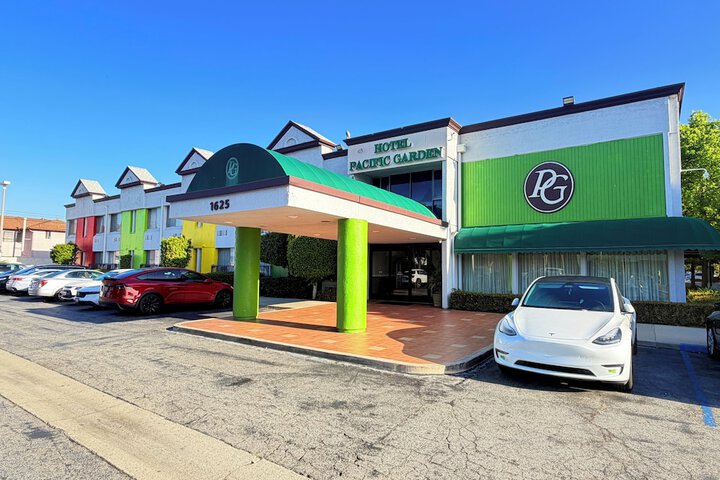 Photo of Hotel Pacific Garden